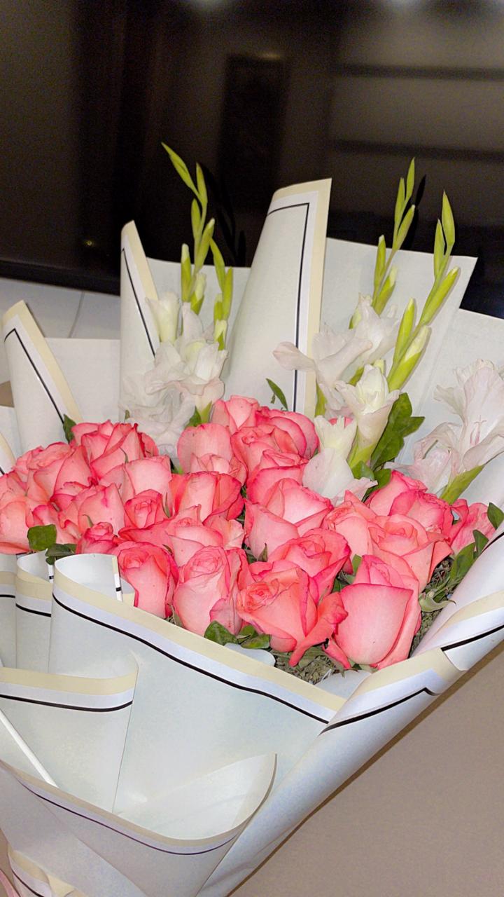 Pink flower bouquet